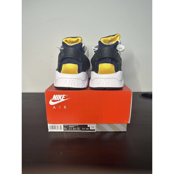 Nike Air Huarache Michigan White Navy Blue Yellow Black DD1068-107 Men's 8.5 New - Picture 4 of 7